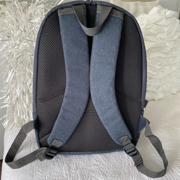 G-raphy Camera Backpack - Picture 4 of 15